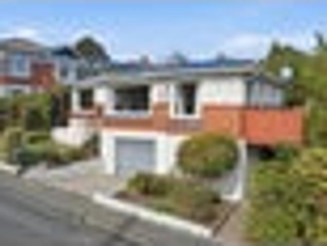 House for sale in Otakou