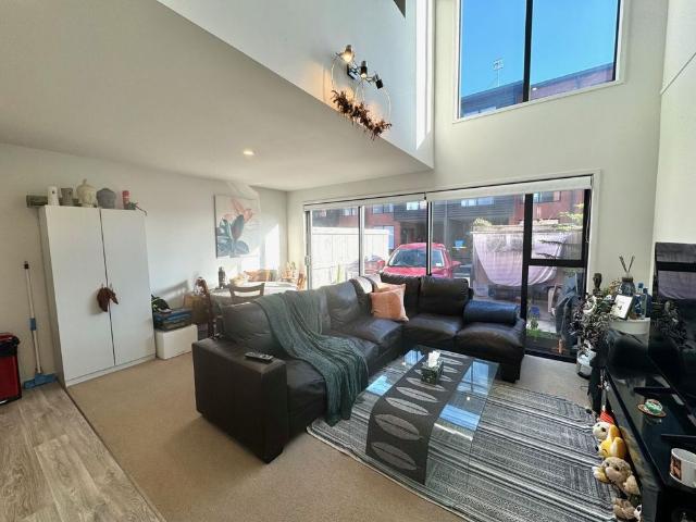 Apartment for rent in Bayfair