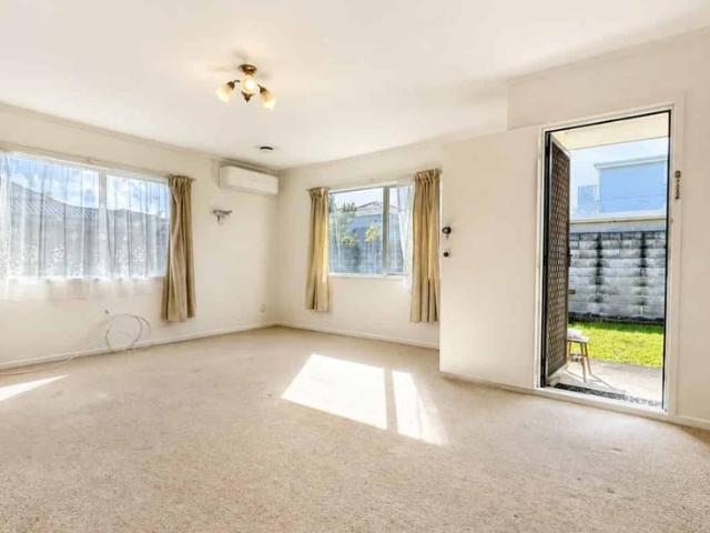Apartment for rent in Henderson, Henderson-Massey