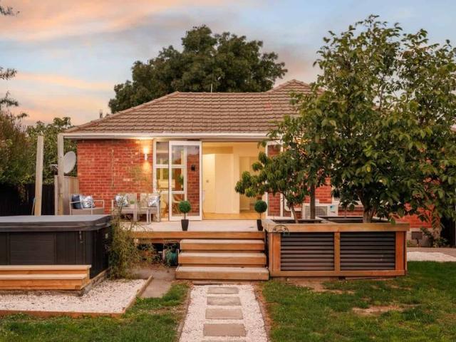 House for rent in Chaslands, Canterbury