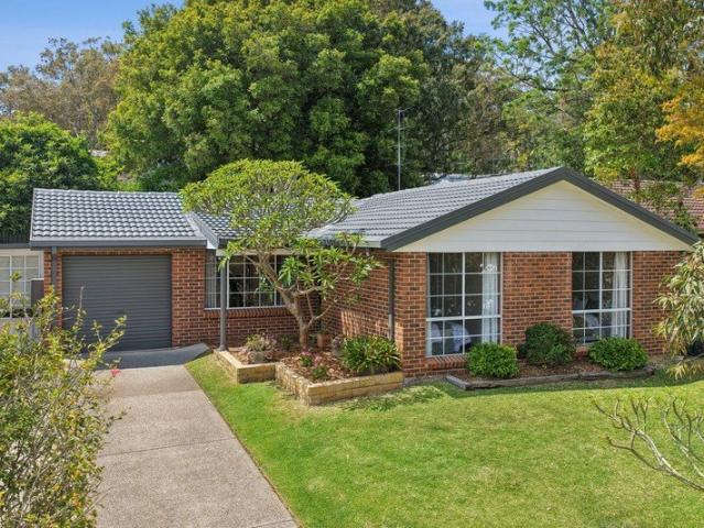 House for sale in Bateau Bay, Central Coast Council