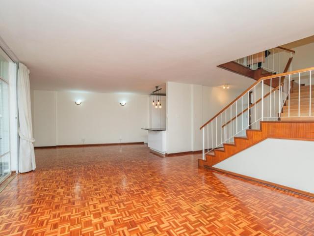 Apartment for rent in Bryanston, Randburg