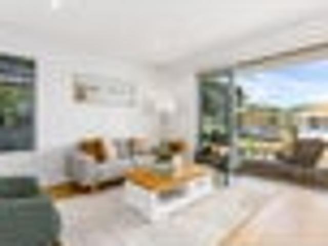 Townhouse for sale in Matata, Wellington