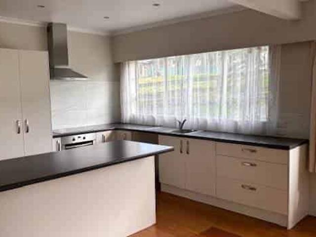 House for rent in Awhitu, Oroua County
