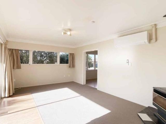 House for rent in Owhata