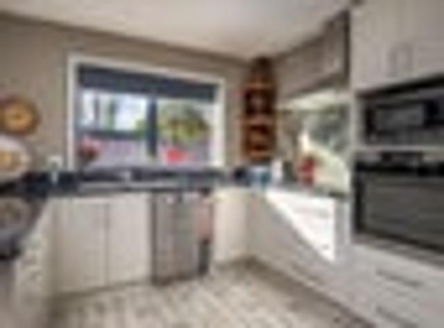 Townhouse for sale in Otakou