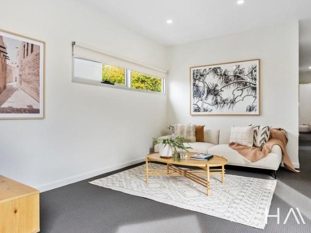 Apartment for sale in Sandy Bay