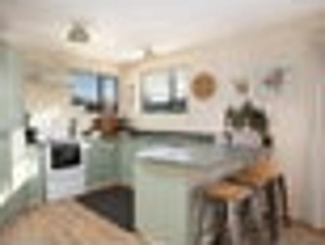 House for sale in Otakou