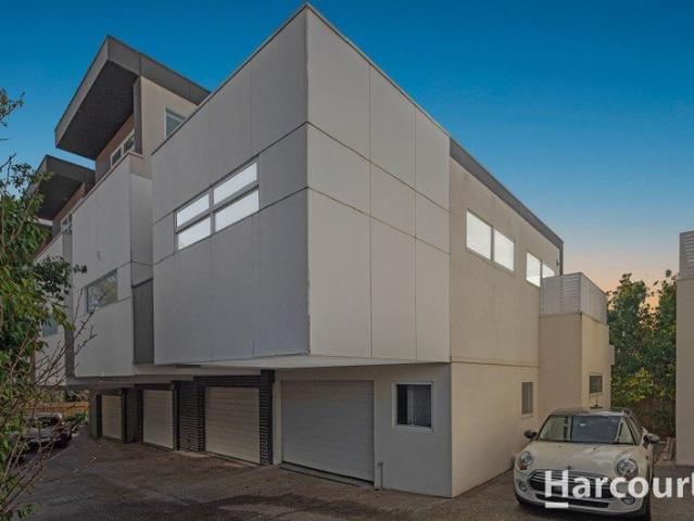 Townhouse for rent in Camerons Creek, Victoria