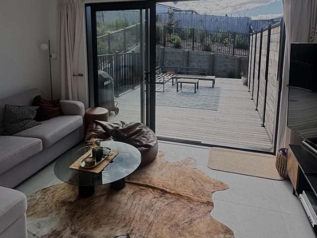 House for rent in Whangaparaoa, Oroua County