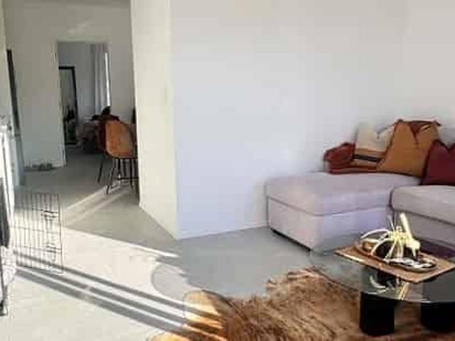 Townhouse for rent in Whangaparaoa, Oroua County
