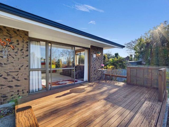 House for rent in Kawaha Point, Rotorua