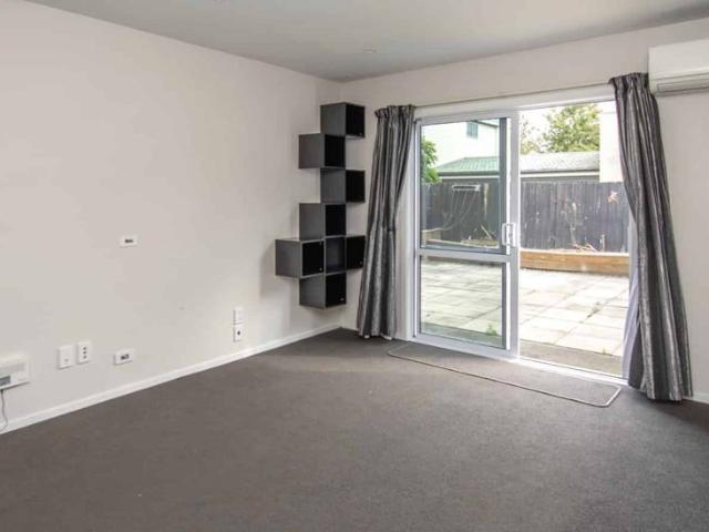 Townhouse for rent in Linwood, Linwood-Central-Heathcote Community