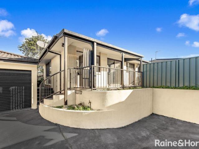 Villa for rent in Helensburgh, Wollongong City Council