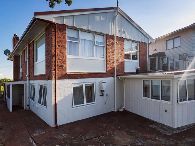 House for rent in Owhata