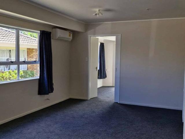 Townhouse for rent in Owhata