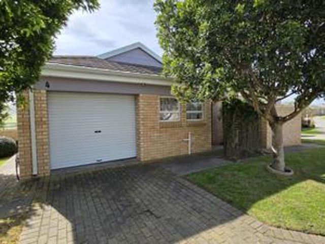 House for sale in Groot Brak Rivier, Western Cape