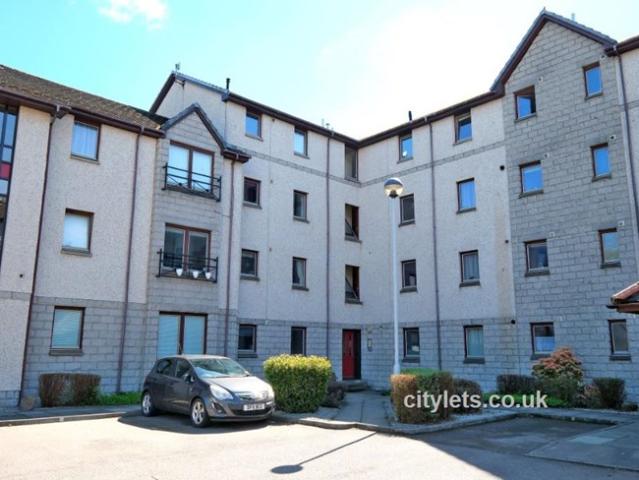 Flat for rent in Sunnybank, Ballindoch