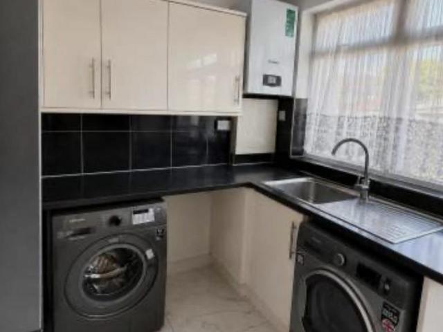 House for rent in London Borough of Ealing, Greenford