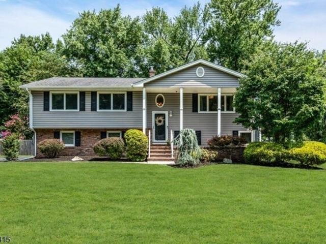 House for sale in Scotch Plains, New Jersey