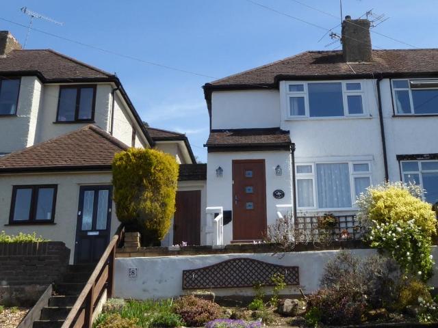 House for rent in Hammerfield, Pouchen End