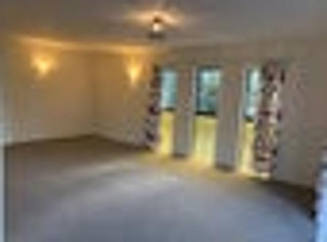 Townhouse for rent in Farm Cove, Howick