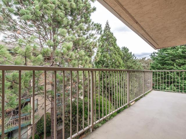 Apartment for rent in Saanich Core, Saanich