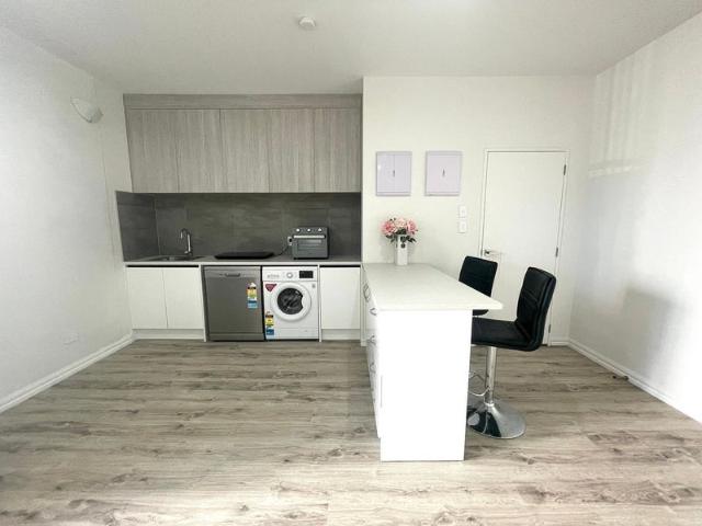 Apartment for rent in Sunnynook