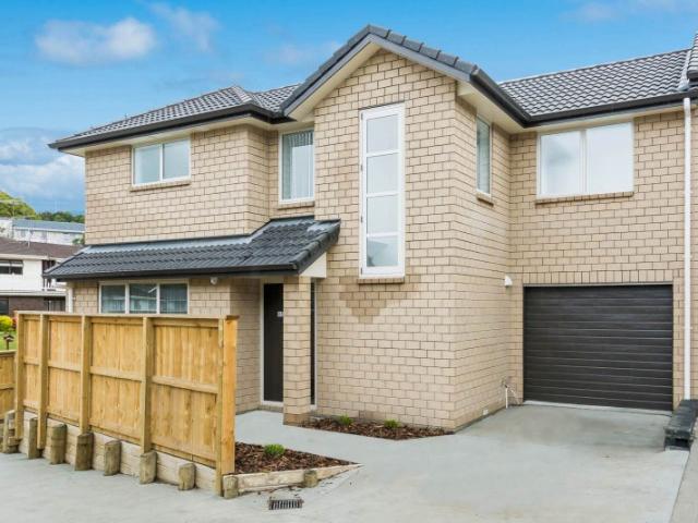 House for rent in Sunnynook, Oroua County