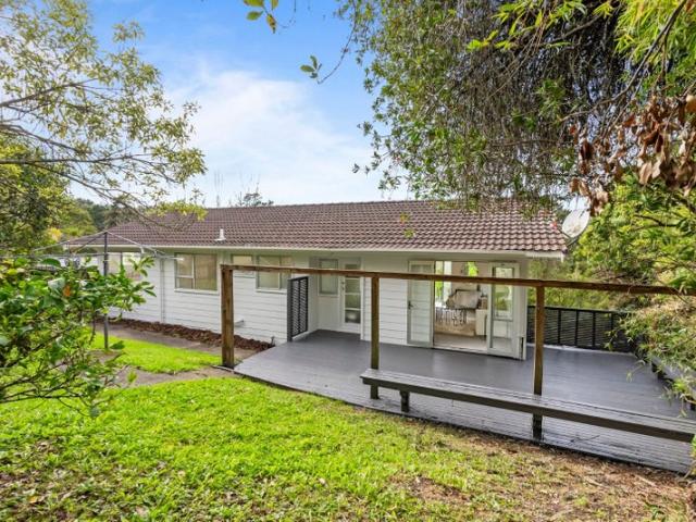 House for rent in Sunnynook, Oroua County