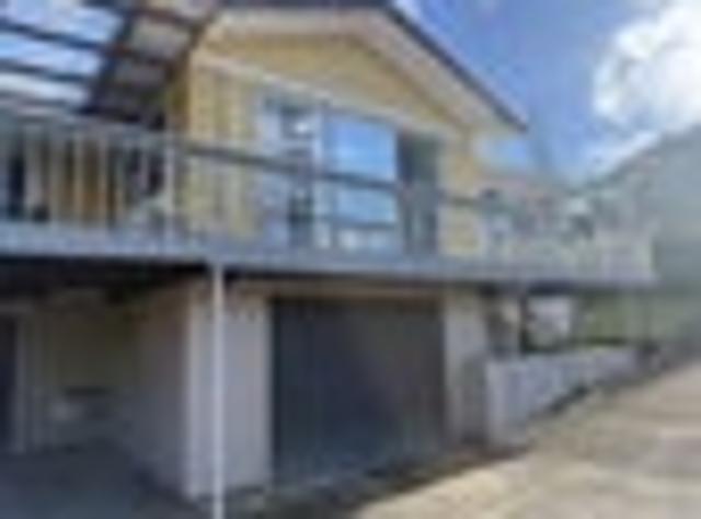 House for rent in Sunnynook, Oroua County