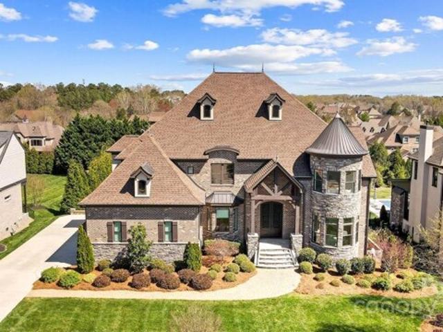 House for sale in Waxhaw
