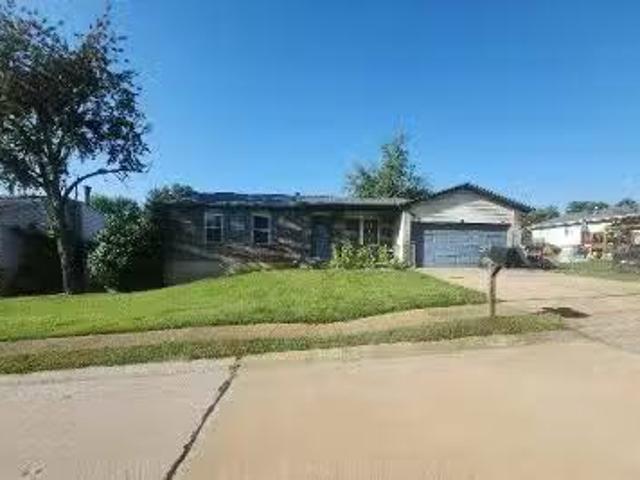 House for sale in Arnold