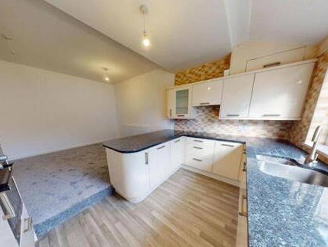 House for sale in Edenthorpe, South Yorkshire