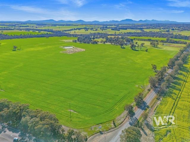 Cottage for sale in Kendenup, Western Australia