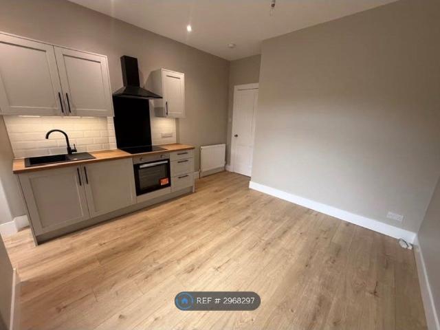 Apartment for rent in Sunnybank, Ballindoch