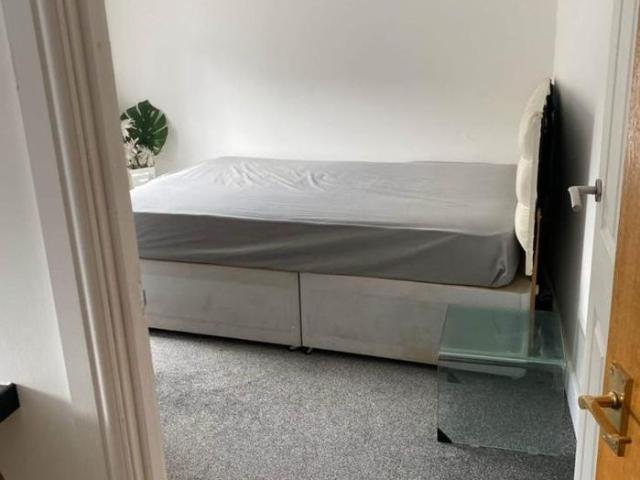 Room for rent in Lower Edmonton, Greater London