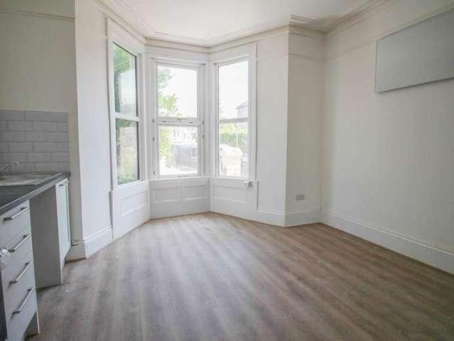 Apartment for rent in Whitecross Village, Weston-super-Mare