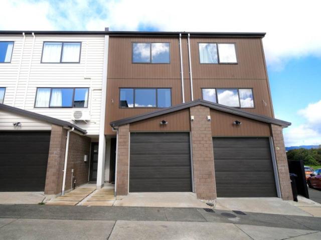 House for rent in Waitākere Ranges, Oratia