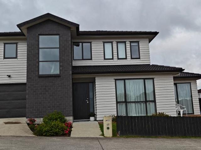House for rent in Oratia