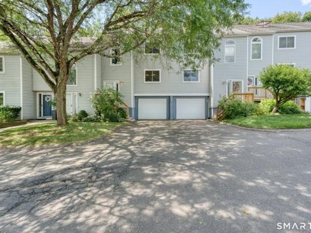 House for sale in Cromwell, Connecticut