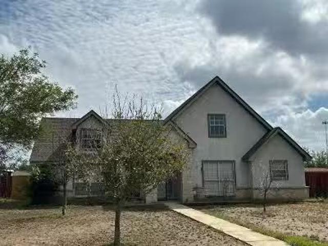 House for sale in Uvalde