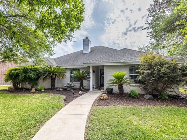 House for sale in Uvalde, Texas