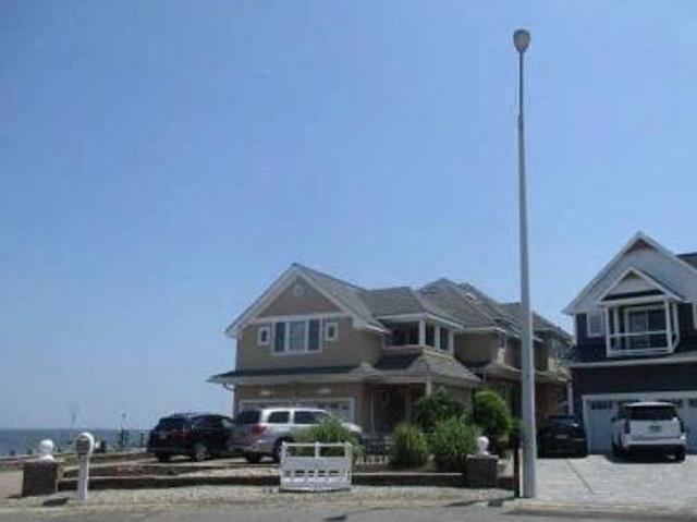 House for sale in Lanoka Harbor, New Jersey