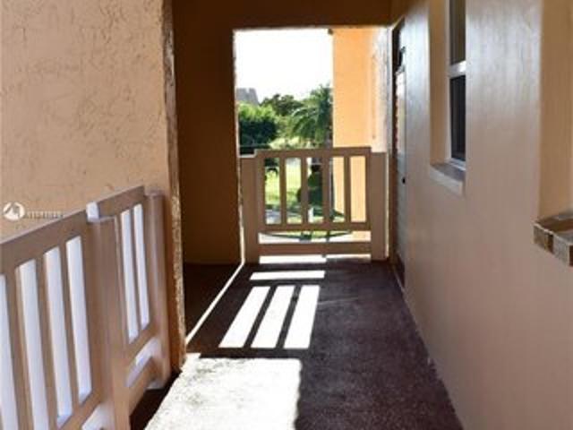 Condo for sale in Sunrise, Florida