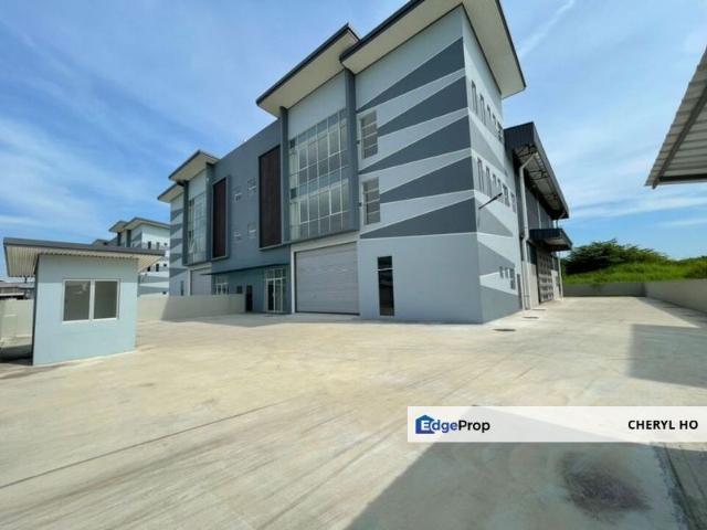 Warehouse for rent in Alam Impian, Selangor