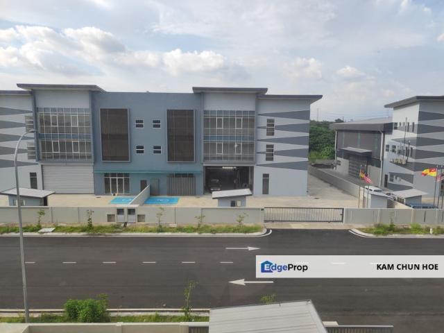 Warehouse for rent in Alam Impian, Selangor