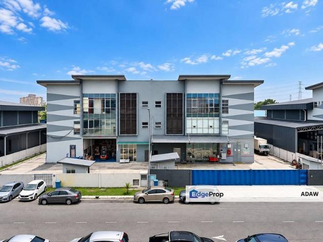 Warehouse for rent in Seksyen 35, Shah Alam