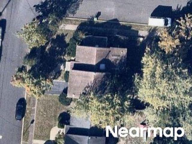 House for sale in Parlin House for sale in Parlin