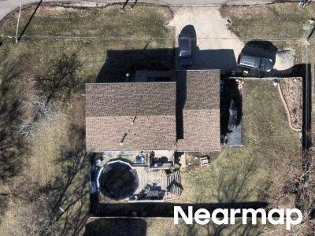 House for sale in Mchenry, Illinois